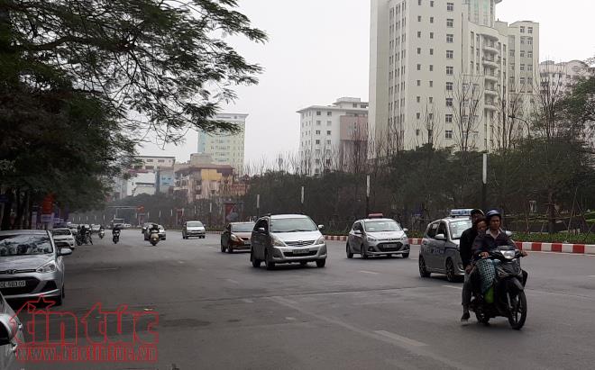 Ngày cuối cùng của kỳ nghỉ Tết, các tuyến đường xung quanh bến xe Mỹ Đình không ùn ứ ảnh 8